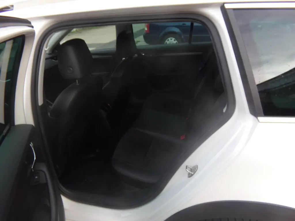 Škoda Octavia, 2.0TDI SCOUT - fotka 6