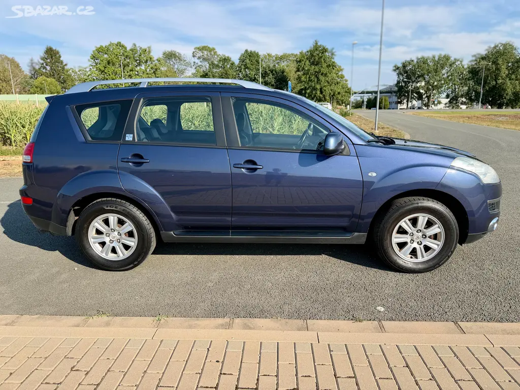 Citroën C-Crosser, 2.2 HDI 4X4 MANUAL 7-MÍST ČR - fotka 6