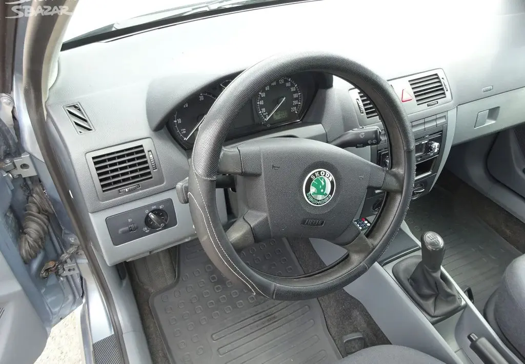 Škoda Fabia 1.9 SDI Combi r.v.2003 (STK:8/2028) - fotka 5
