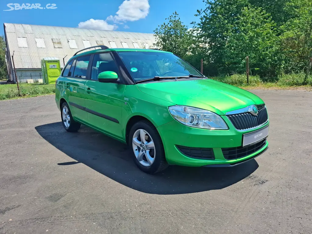 Škoda Fabia II kombi FAMILY 1.2TSi 63kW,aut.klima - fotka 3