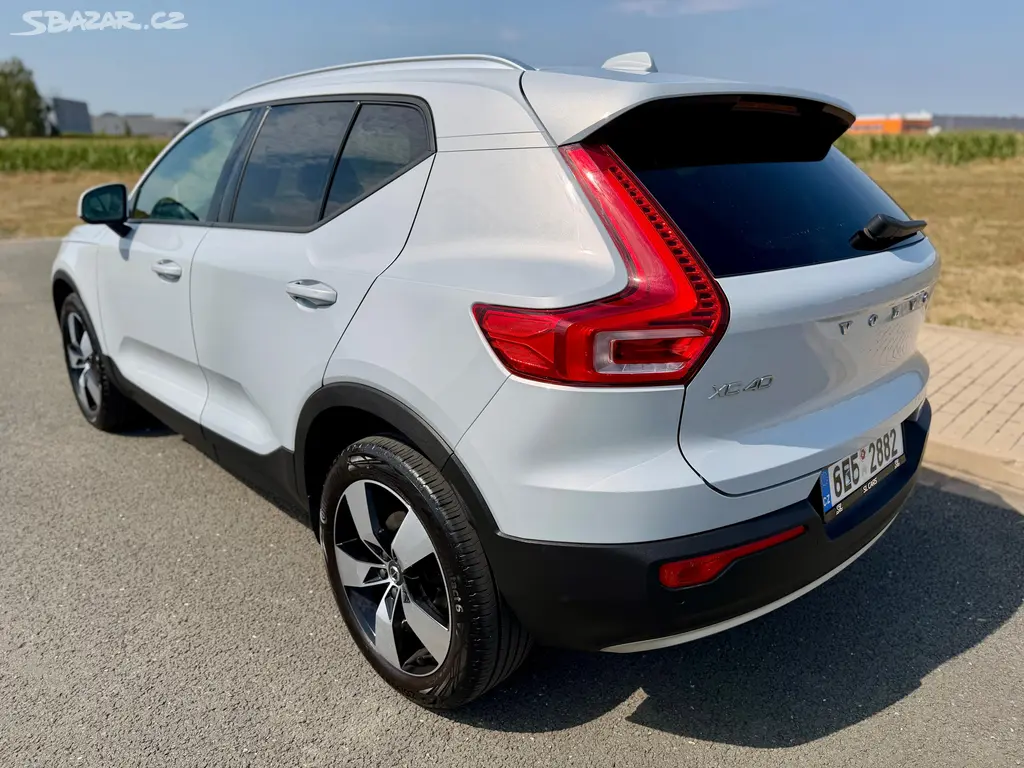 Volvo XC40, 2.0 T4 4X4 360K KŮŽE ČR DPH! - fotka 3