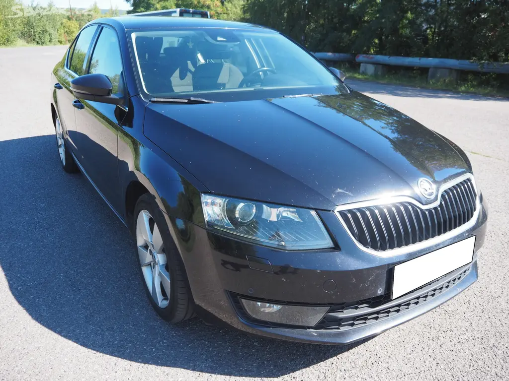 Škoda Octavia 1.6 TDI AUTOMAT DSG, původ ČR - fotka 3