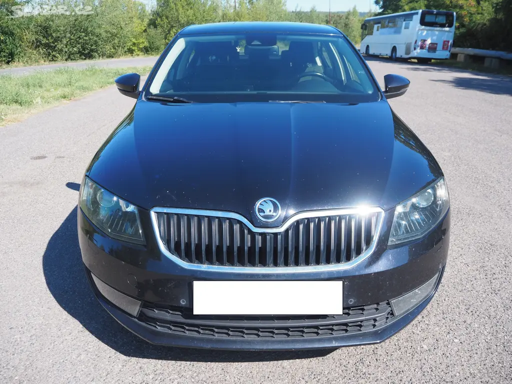 Škoda Octavia 1.6 TDI AUTOMAT DSG, původ ČR - fotka 2