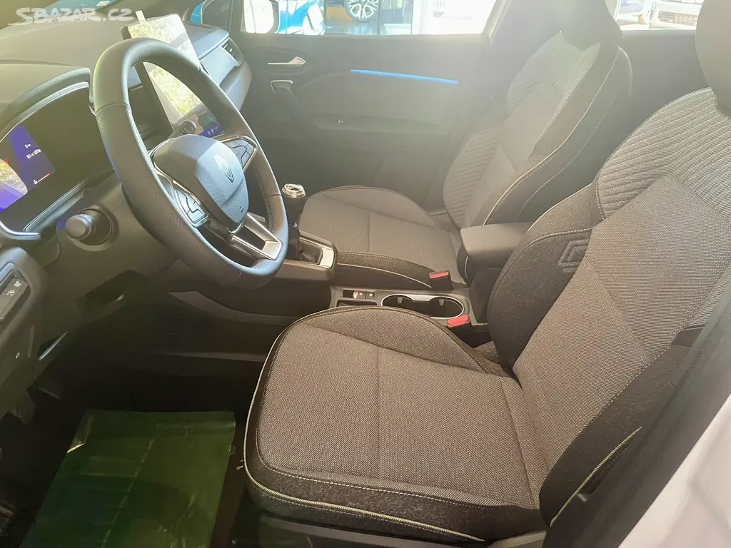 Renault Symbioz, Techno mild hybrid 140 - fotka 5