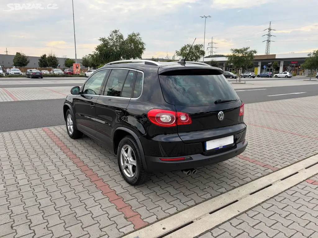 Volkswagen Tiguan Sport 2.0 TDi 125kw 4x4 NAVI - fotka 5