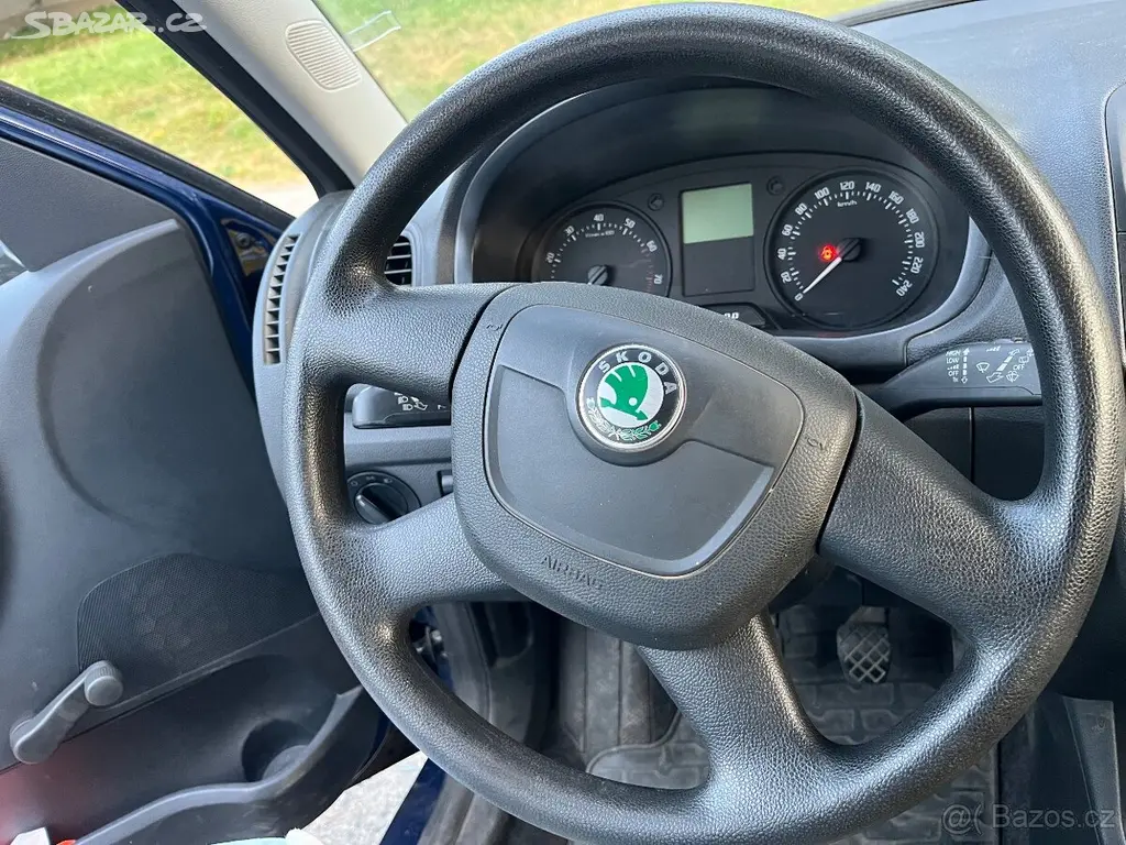 Top stav, 86 tis. km, Škoda Roomster 1.2 TSI 63 kW - fotka 6