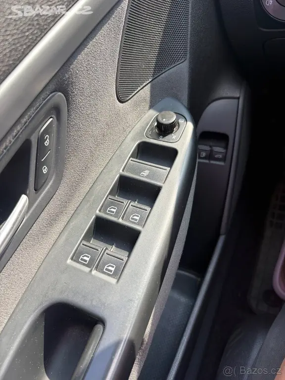 Volkswagen EOS 1,4 TSi, 2010 - fotka 5