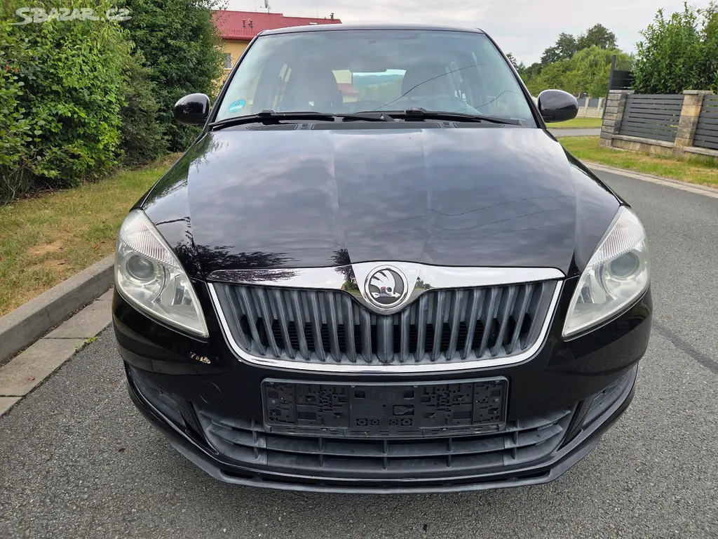Škoda Fabia II facelift 1.2 44kw AMBIENTE rok 2013