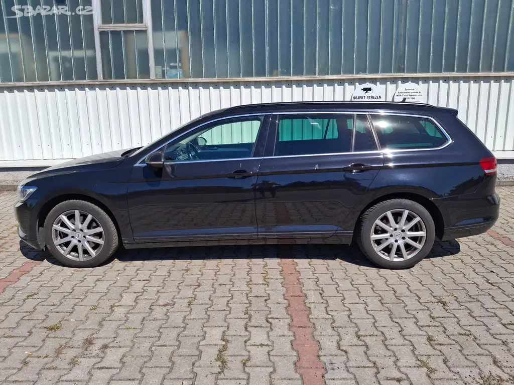 VW PASSAT VARIANT 1.4 TSI 110kw B8 - fotka 2