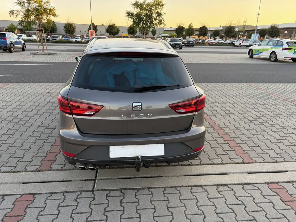 Seat Leon ST 1.4 TSi 92kw Xcellence 1.maj. v ČR - fotka 4