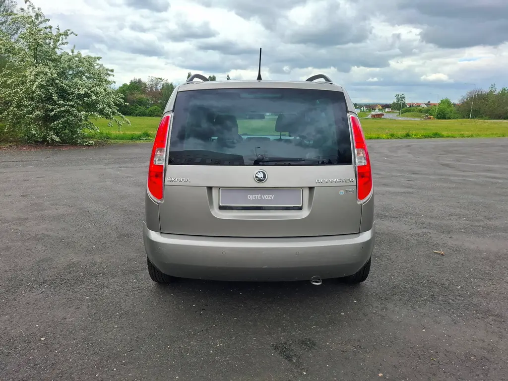 Škoda Roomster 1.2TSi 63kW,klimatizace,senzory - fotka 5