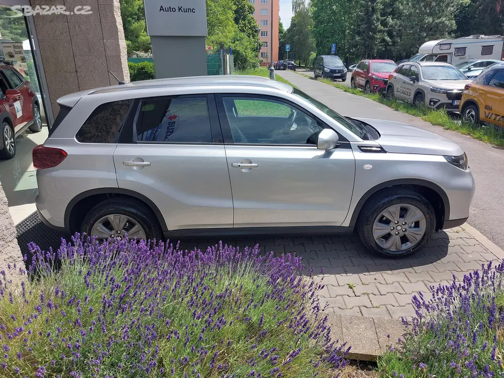 Suzuki Vitara, 1.4 Premium Hybrid - fotka 5