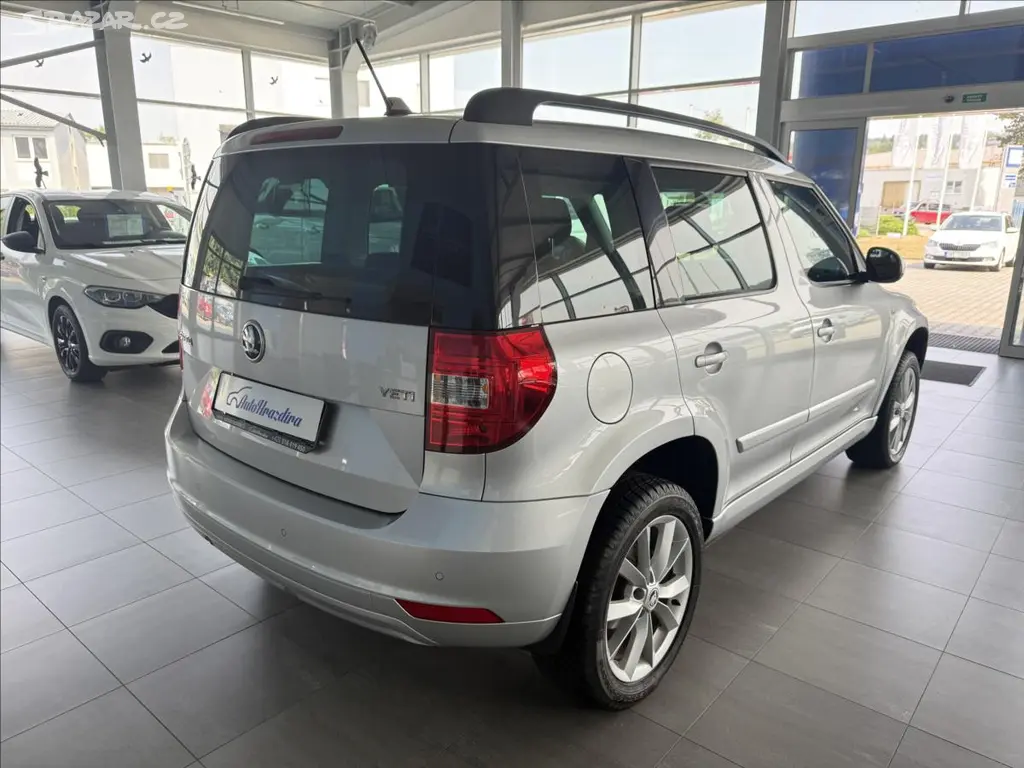 Škoda Yeti, 2,0 TDI,DRIVE,TAŽNÉ,SERVISKA - fotka 6