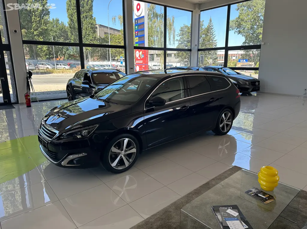 Peugeot 308, SW 1.2 | 96 kW | TOP STAV