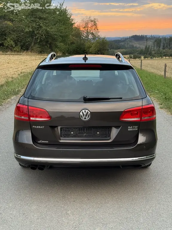 VW Passat B7 Variant 2.0TDi 103kW 2012 183tis.km - fotka 3