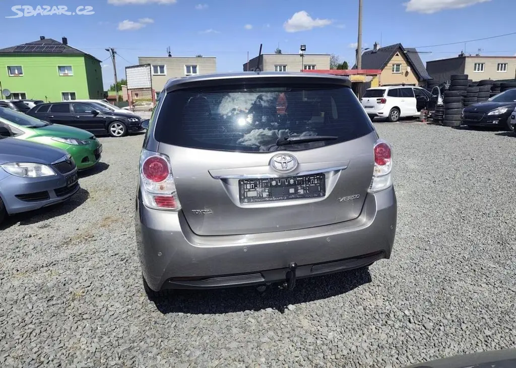 Toyota Verso 1.6 D-4D Panorama, Klima, Navi nafta - fotka 5