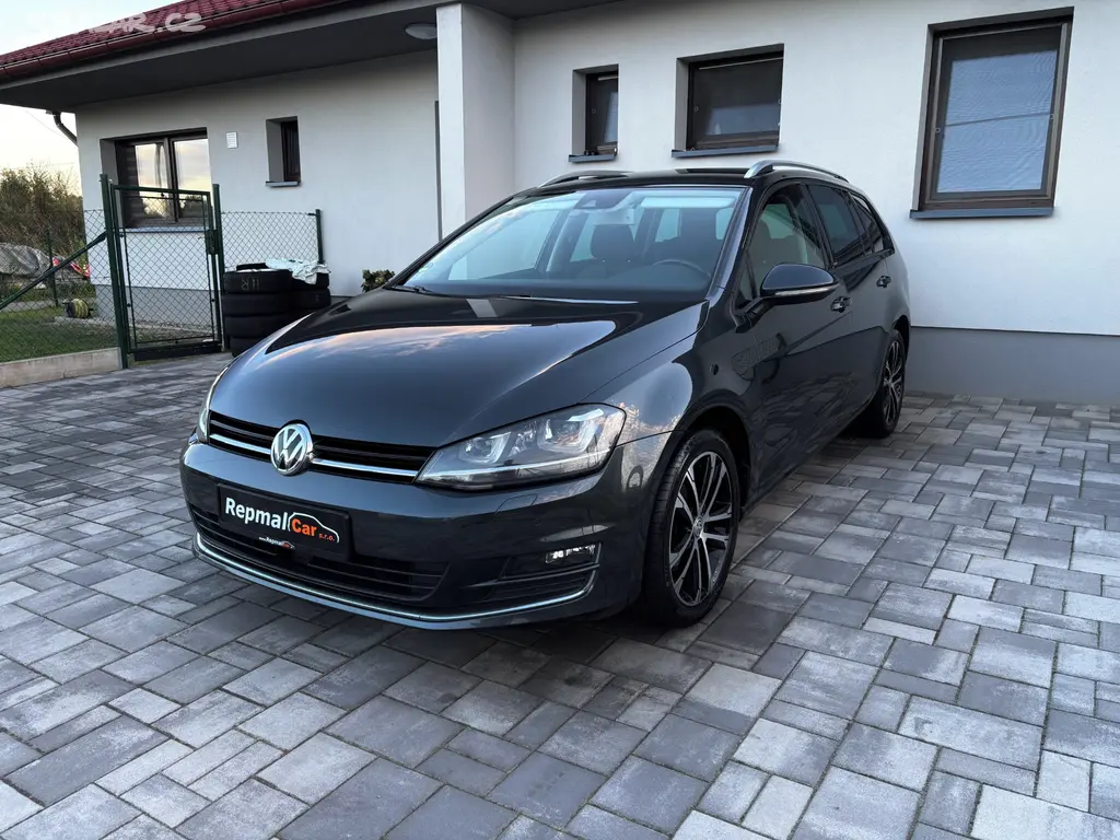 VW GOLF VII VARIANT 1.4TSI 110KW DSG 2016 - fotka 2