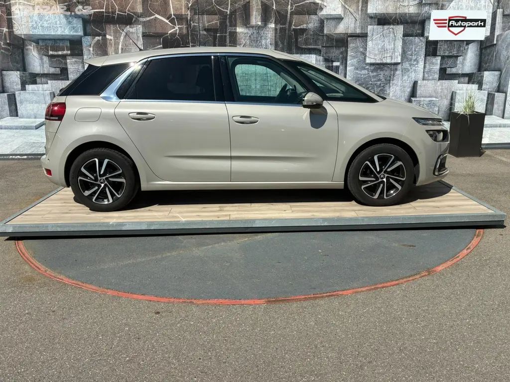 Citroën C4 Picasso, 1.6HDi,88KW,MASÁŽ, BLIS, 1.MAJ - fotka 5