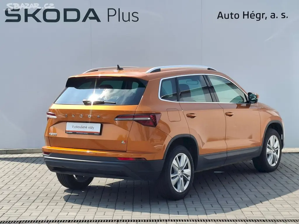 Škoda Karoq, 1.5 TSI 110kW Top Selection DS - fotka 2