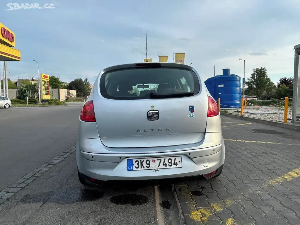 TEMPOMAT, KLIMA,1.6 MPI, ALU,spol. benz,SEAT Altea - fotka 3