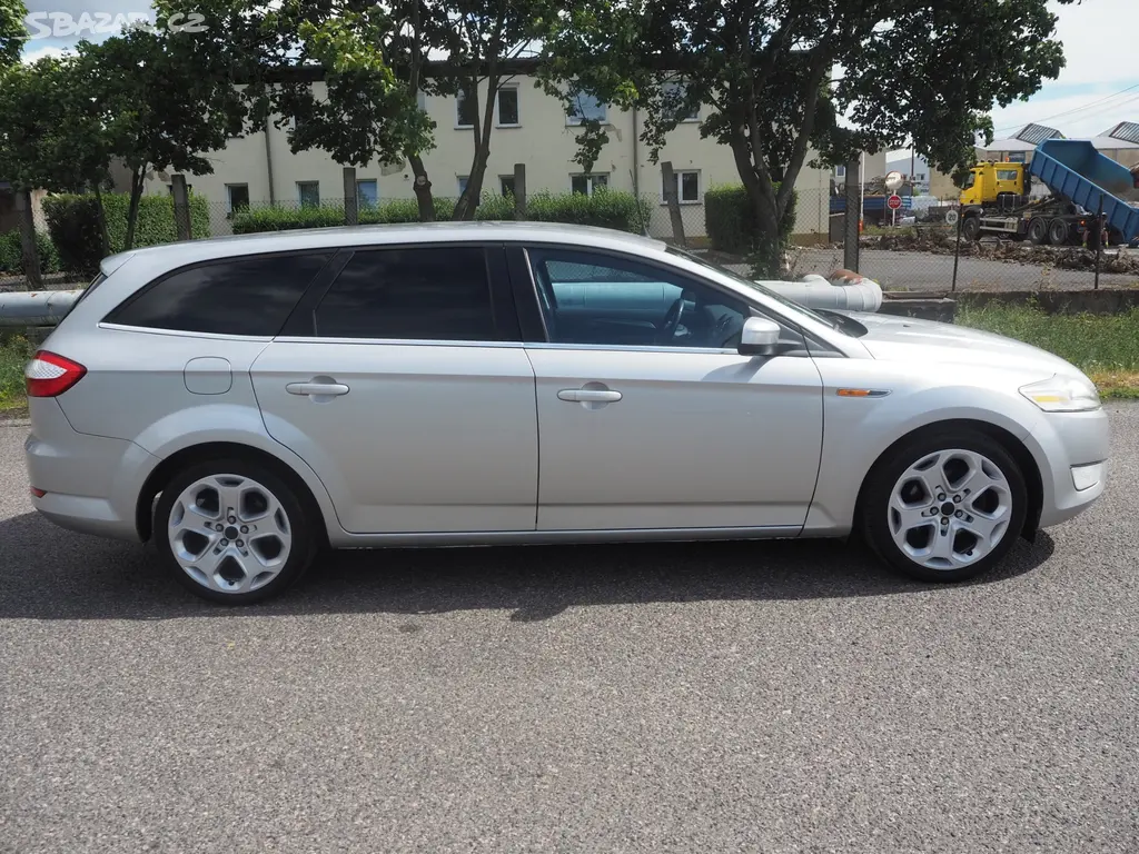 Ford Mondeo 2.0 TDCI TITANIUM - fotka 4