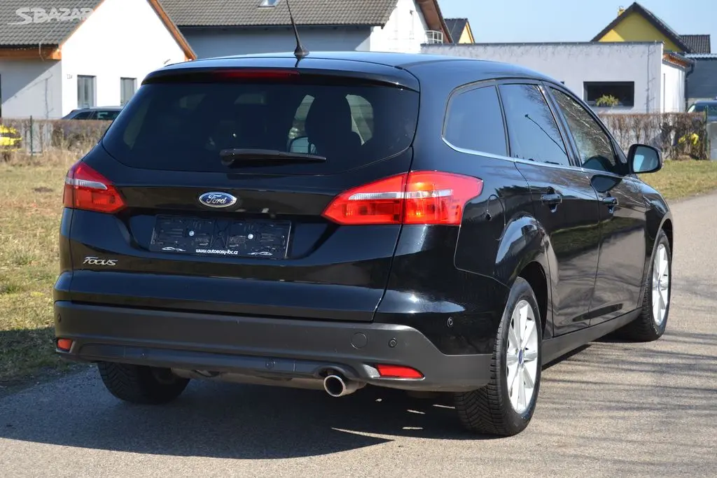 Ford Focus 2.0 TDCI 110kW Titanium kombi - fotka 4