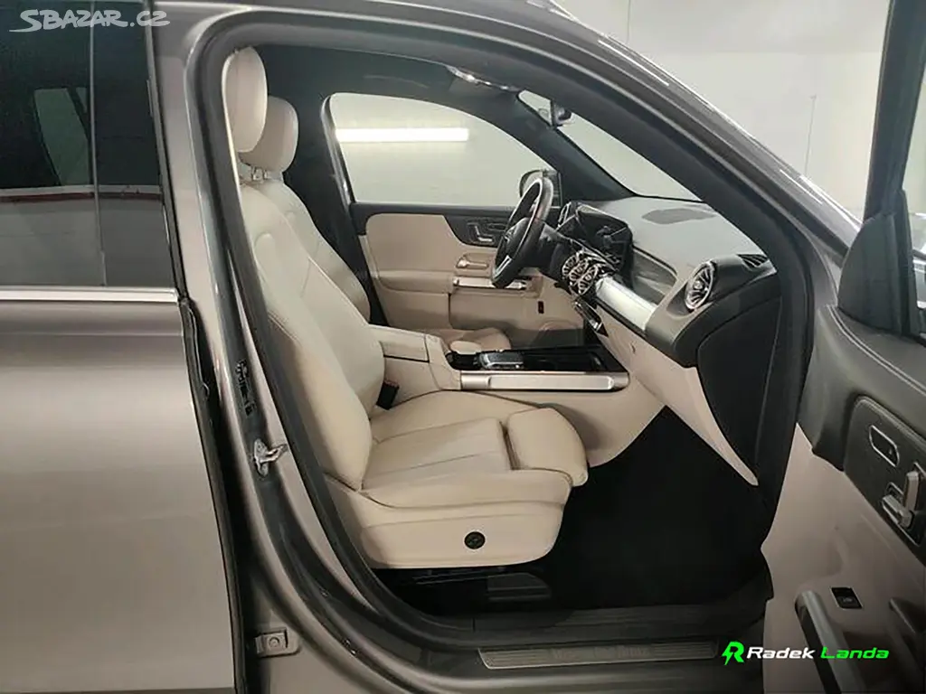 Mercedes-Benz EQB, EQB 300 4MATIC Luxury Line - fotka 5