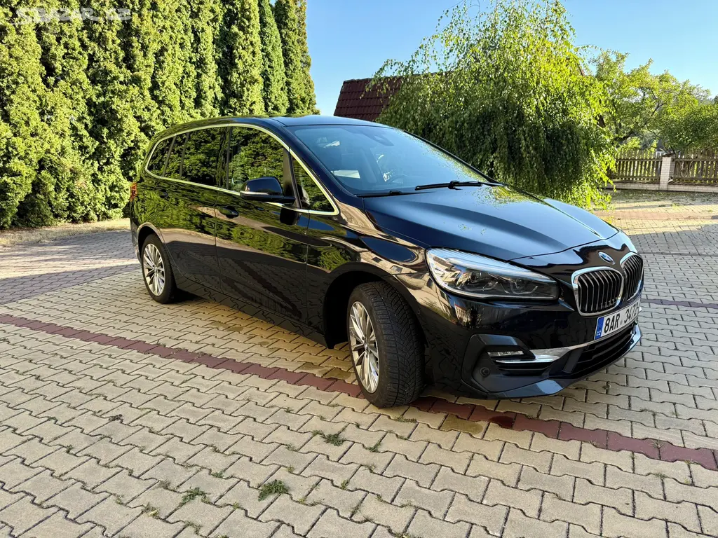 BMW Řada 2, GT - Luxury line,7 míst, tažné - fotka 3