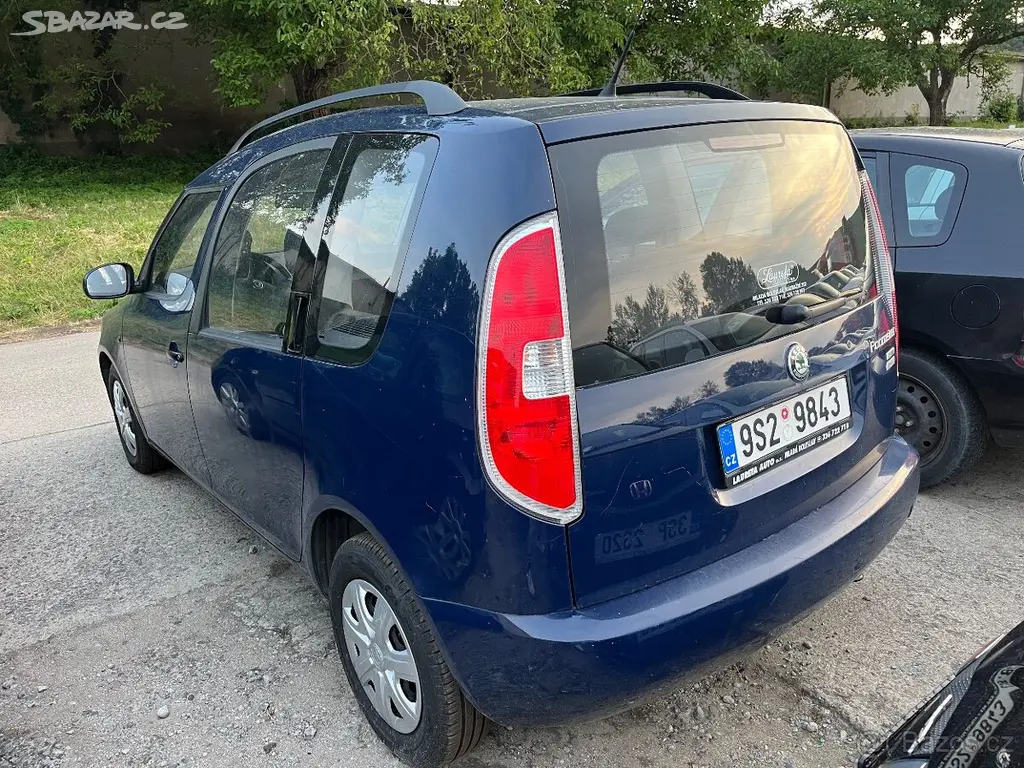 Top stav, 86 tis. km, Škoda Roomster 1.2 TSI 63 kW - fotka 4