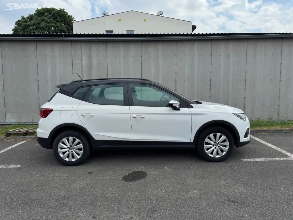SEAT Arona 1.0 TSI Style,Full LED,Tempomat,16alu - fotka 5