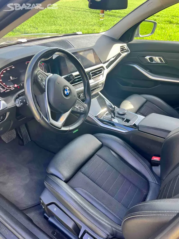 BMW 320d G21 140kW Sportline Touring - fotka 6