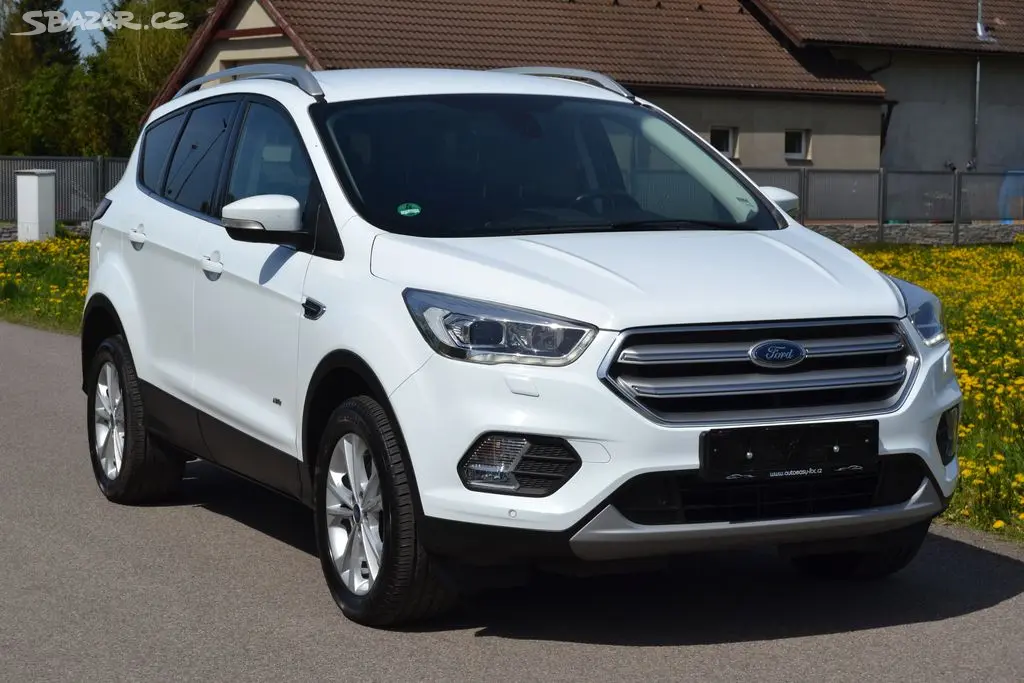 Ford Kuga 2.0 TDCI 110kW Titanium 4x4 - fotka 5