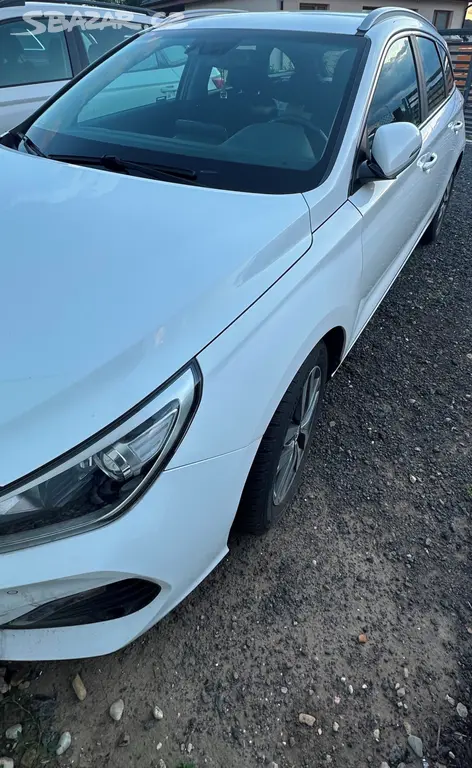 Hyundai i30 1.4 T-GDi - fotka 5