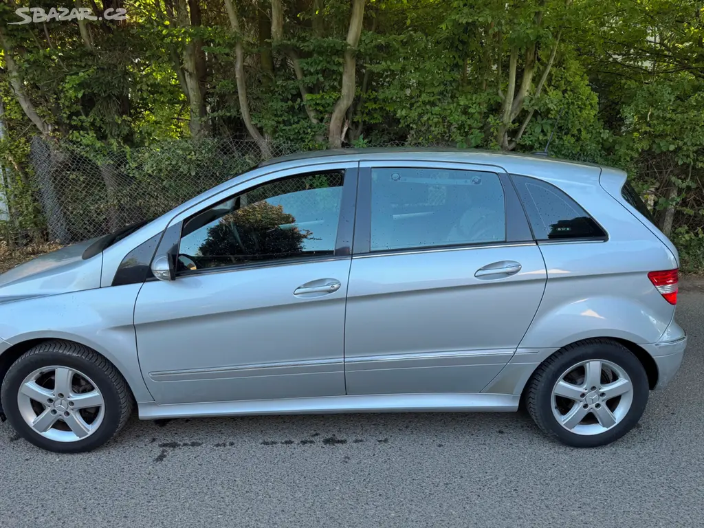 Mercedes Benz B200 2.0d, 2007, manuál, 103kw - fotka 4
