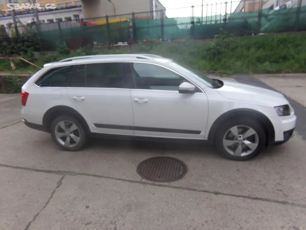 Škoda Octavia, 2.0TDI SCOUT - fotka 4