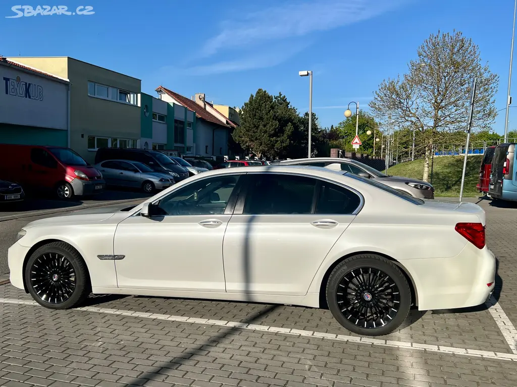 BMW 740d xDrive - fotka 6