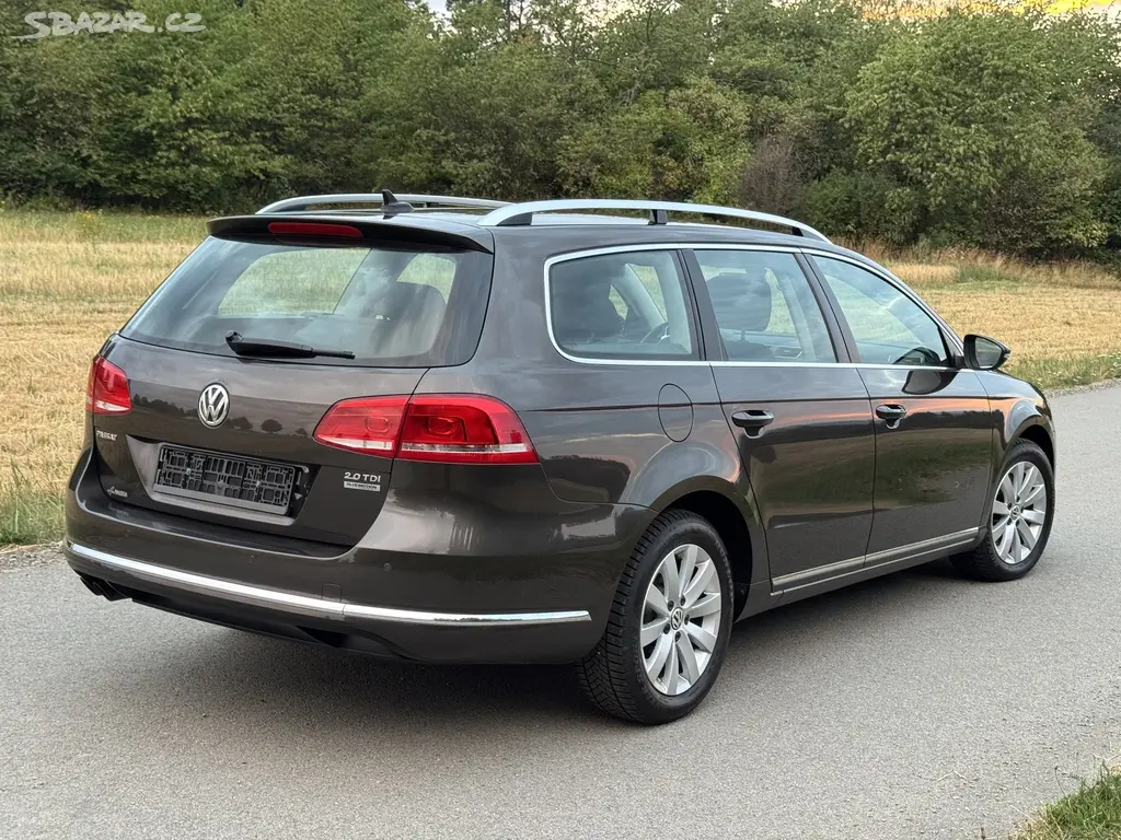VW Passat B7 Variant 2.0TDi 103kW 2012 183tis.km - fotka 2