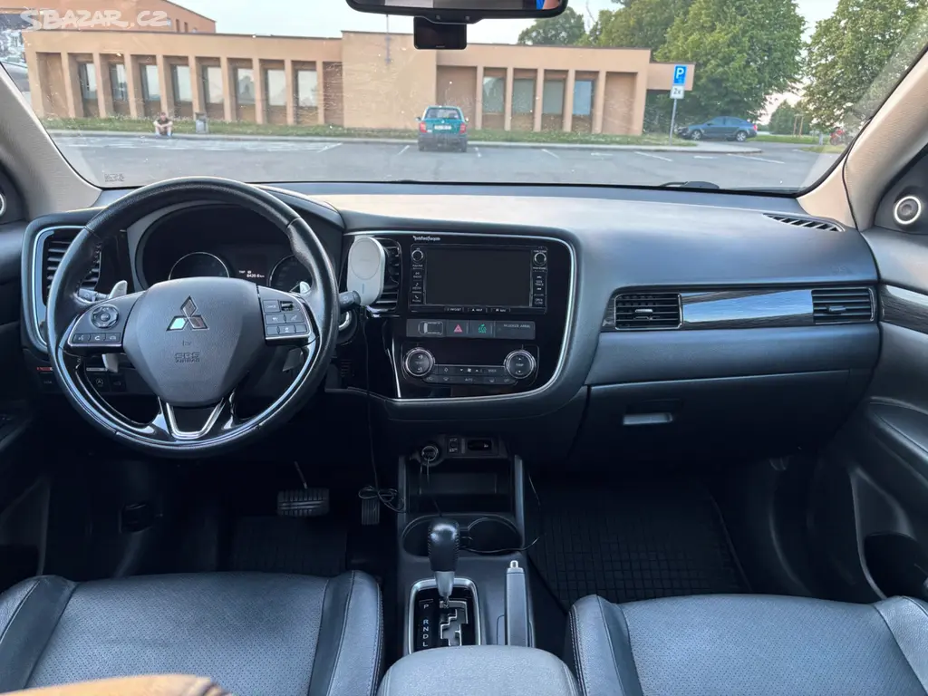 Mitsubishi Outlander - fotka 5