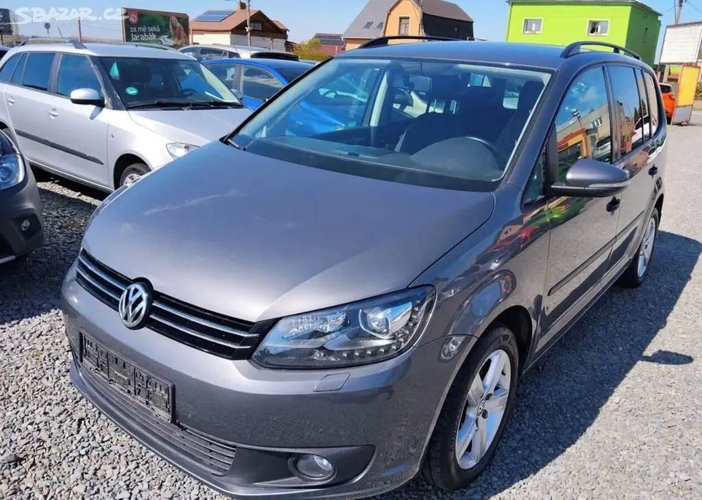 Volkswagen Touran 1.6 TDI Tažné, Klima, Tempomat