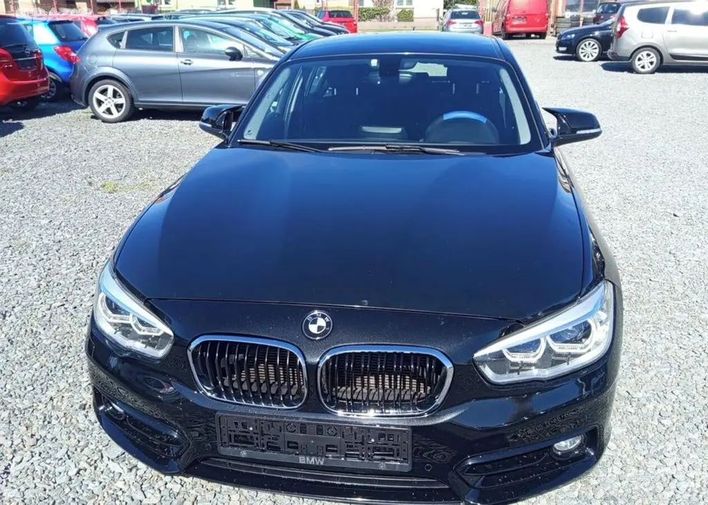BMW Řada 1 116D 8AT Navi, Klima nafta automatická - fotka 4