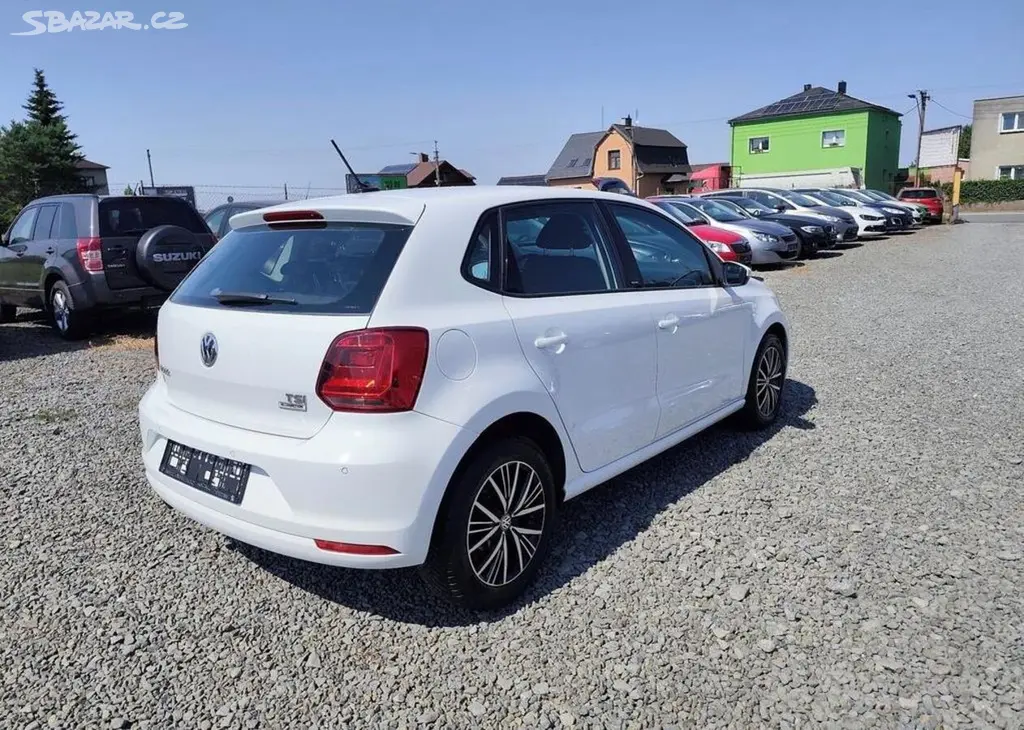 Volkswagen Polo 1.2 TSI Navi, Klima benzín - fotka 5