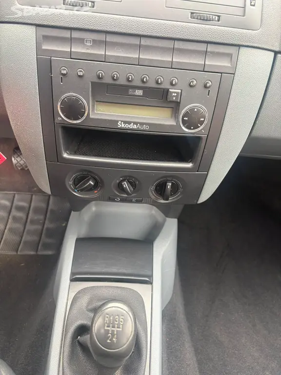 Škoda Fabia 1.4 MPI 44 kW KLIMA - fotka 5