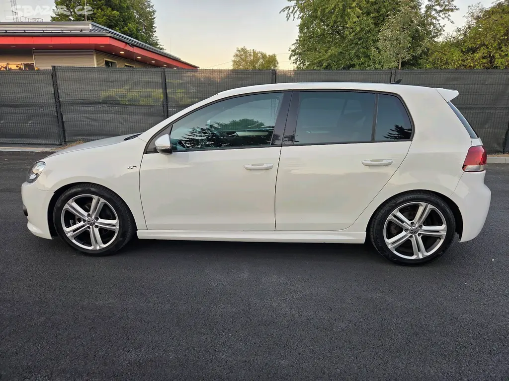 Volkswagen Golf VI 1.4 tsi R-Line - fotka 5