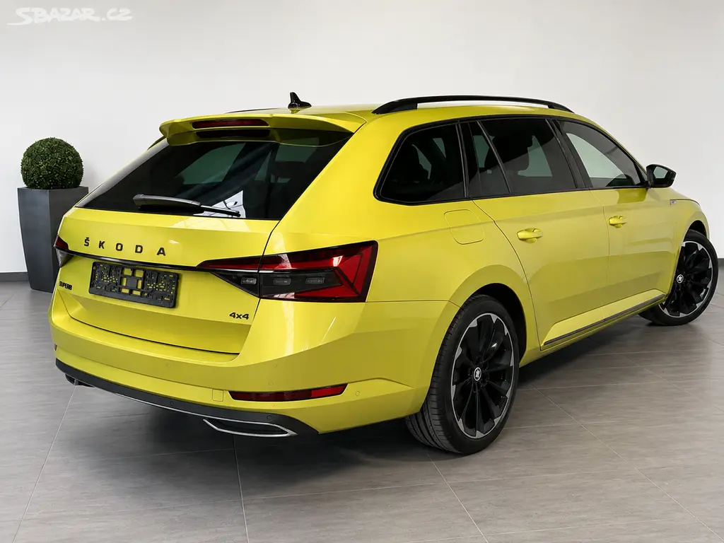 SKODA Superb 2.0 TDI DSG Sportline 4x4 - fotka 2
