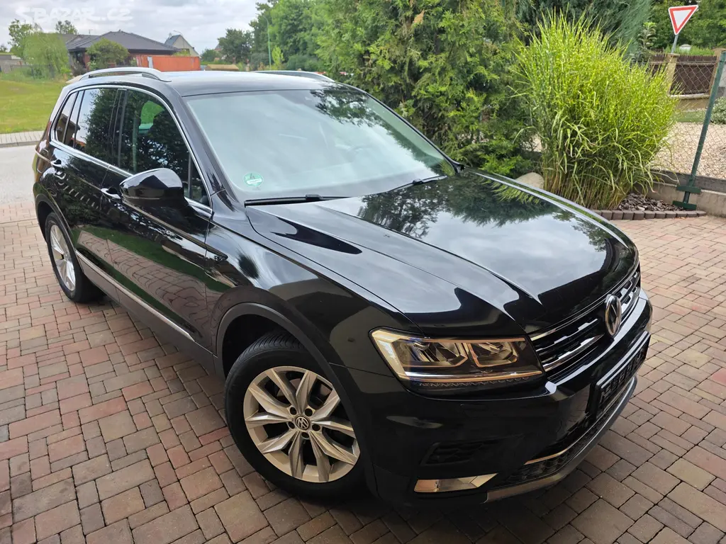 VW TIGUAN 2.0 TDI 110KW 4x2 FULLLED NAV ACC FRONT - fotka 2