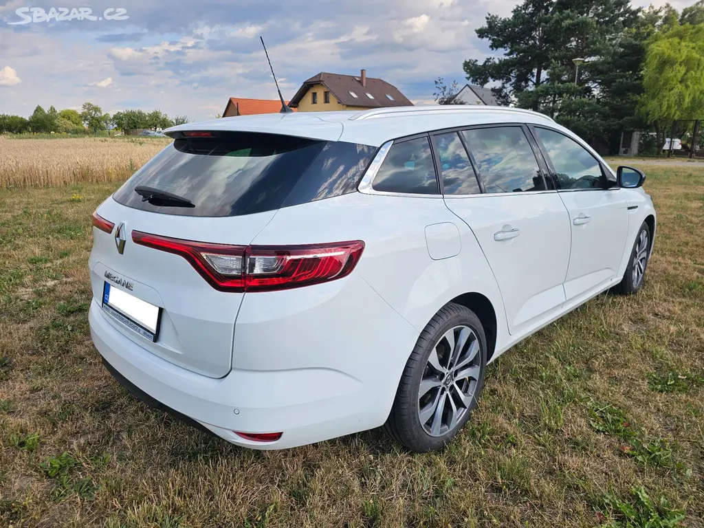 Renault Megane IV Grandtour - fotka 5