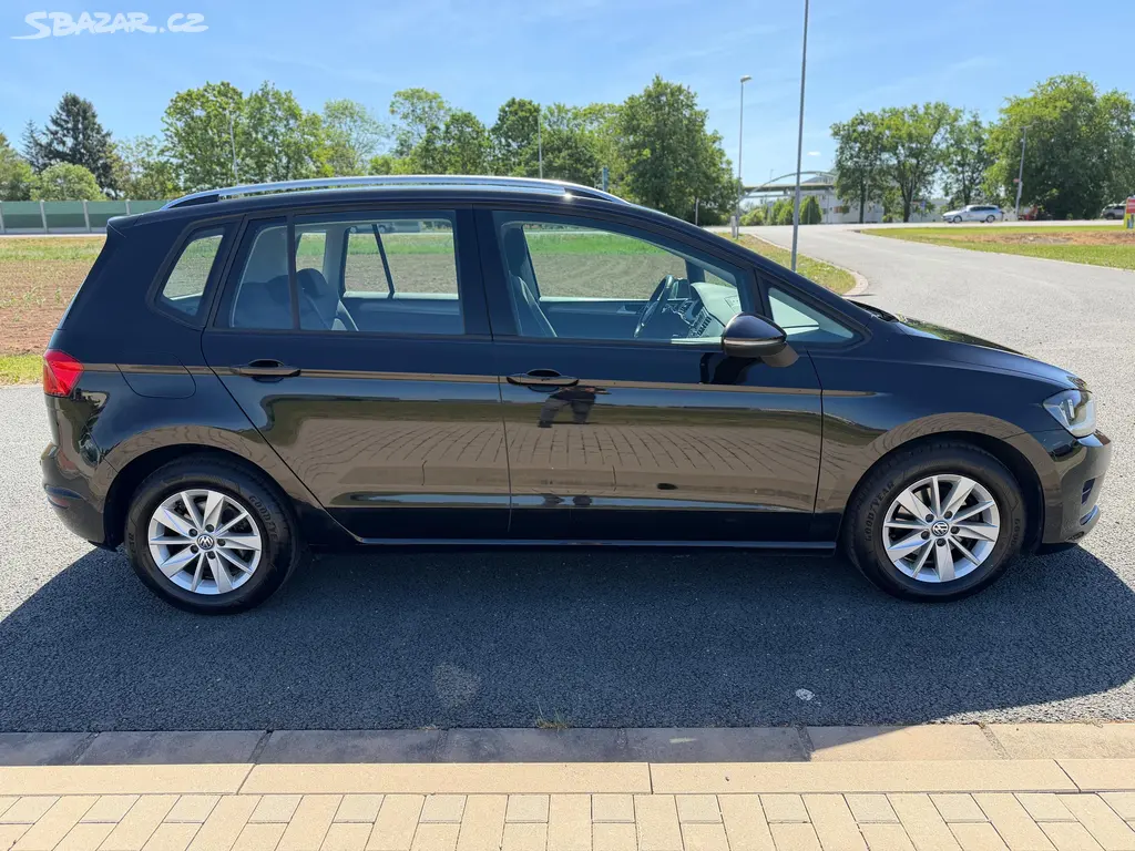 Volkswagen Golf Sportsvan, 1.2 TSI KLIMA SERVISKA 2X KOLA - fotka 6