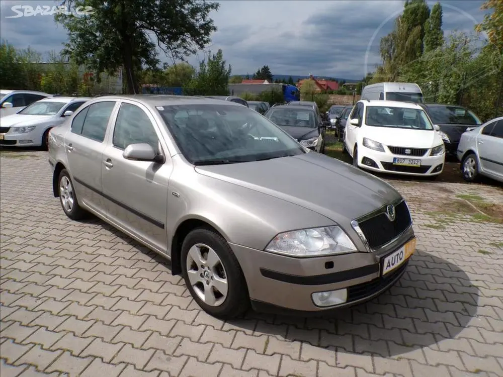 Škoda Octavia 2,0 TDI-103KW DSG,NAVI,XENONY