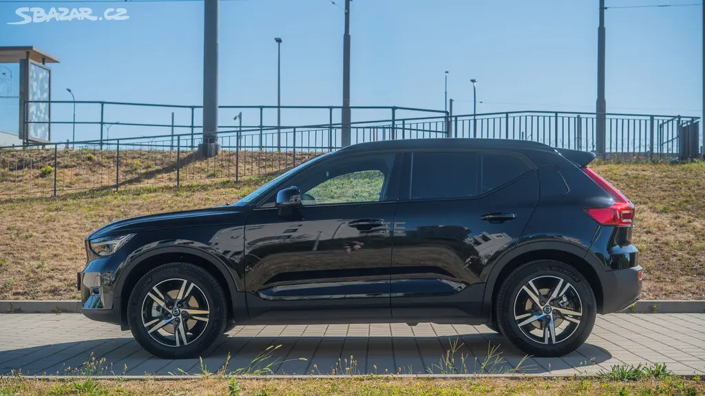 Volvo XC40, Dark Plus tažné záruka 2. kola - fotka 6