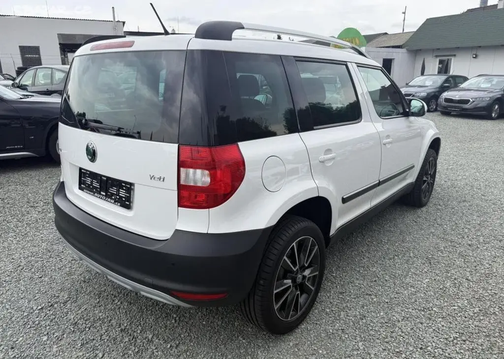 Škoda Yeti 1.4 TSI ADVENTURE benzín manuální - fotka 6